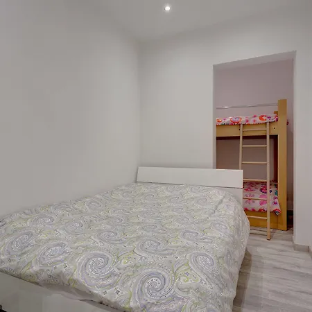 Modern In The Area Of Apartamento